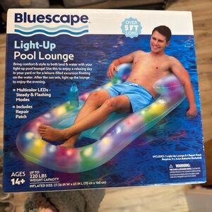 Light-Up Pool Lounge with Multicolor LEDs